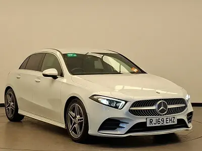 Begagnad Mercedes A200 AMG line 163 HK (119 kW) 2019 Vit Halvkombi