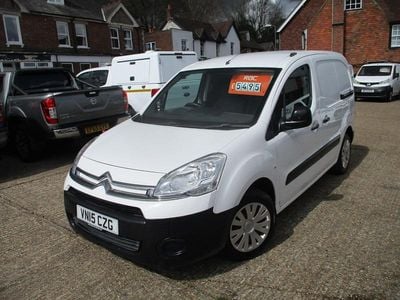 Used Citroën Berlingo 75 HP (55 kW) 2015 White MPV