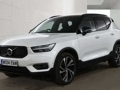 Used Volvo XC40 190 HP (139 kW) 2018 White SUV