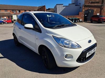 Used Ford Ka Metall 69 HP (50 kW) 2013 White Hatchback