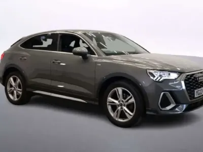 Begagnad Audi Q3 S-Line 150 HK (110 kW) 2022 Grå SUV