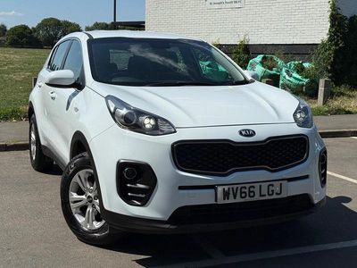 White Used 2016 Kia Sportage SUV | £6,650 (Fair price)