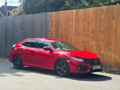 Used Honda Civic SR 126 HP (92 kW) 2018 Red Hatchback