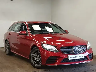 Begagnad Mercedes C200