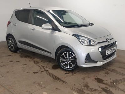 Used Hyundai i10 Premium 66 HP (48 kW) 2017 Silver Hatchback