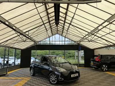 Used Toyota Yaris 111 HP (81 kW) 2018 Black Hatchback