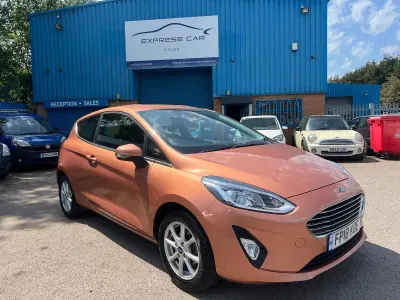 Used Ford Fiesta Zetec 70 HP (51 kW) 2018 Bronze Hatchback