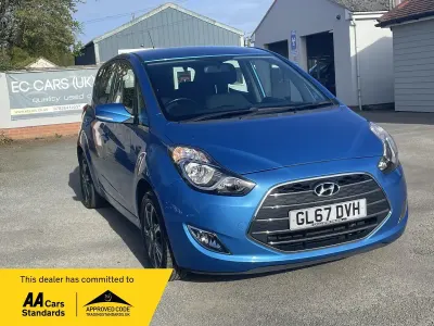 Used Hyundai ix20 SE 125 HP (91 kW) 2017 Blue Hatchback