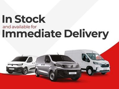 Icy white New 2025 Citroën Berlingo MPV | £20,795 (Fair price)