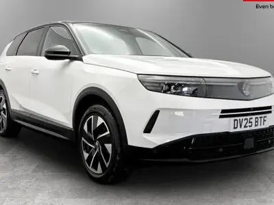 Gebraucht Vauxhall Grandland X Ultimate 136 PS (100 kW) 2025 SUV