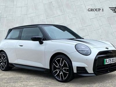 Used Mini Cooper Hatch 135 kW (184 HP) 2025 White Hatchback