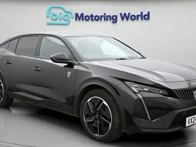 Second-hand Peugeot 408 GT 131 CP (96 kW) 2024 Negru SUV