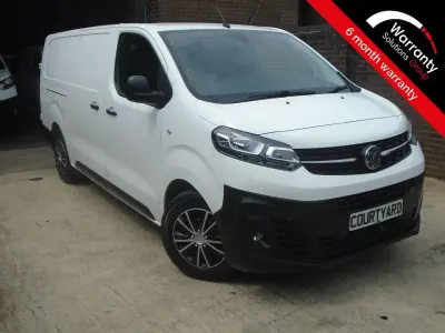 Used Vauxhall Vivaro 100 HP (73 kW) 2022 White MPV