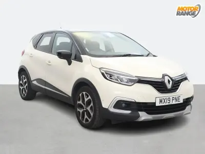 Used Renault Captur GT-Line 90 HP (66 kW) 2019 Cream/black SUV