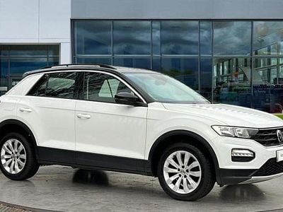 White Used 2019 VW T-Roc SE SUV | £15,490 (Fair price)