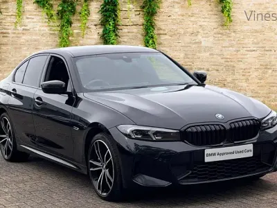 Usado BMW 330e M Sport 288 CV (211 kW) 2023 Negro