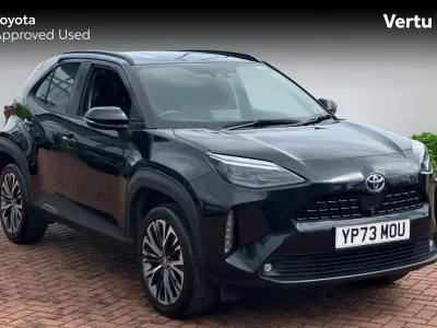 Used Toyota Yaris Hybrid 116 HP (85 kW) 2023 Eclipse black Estate