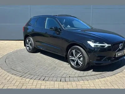 Used Volvo XC60 R-Design 334 HP (245 kW) 2021 Black SUV