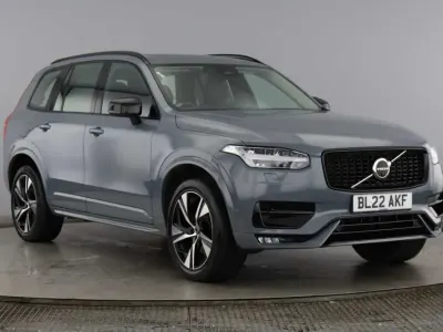 Used Volvo XC90 Plus 235 HP (172 kW) 2022 Grey SUV