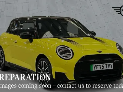 Used Mini Cooper Hatch 133 kW (181 HP) 2025 Yellow Hatchback