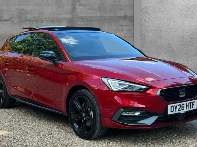 New Seat Leon Black Edition 204 HP (150 kW) 2026 Metallic  desire red Hatchback