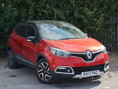 Used Renault Captur Signature 90 HP (66 kW) 2017 Red SUV