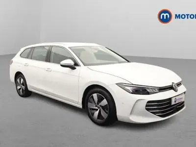 Usado VW Passat Life 204 HP (150 kW) 2025 Branco Carrinha