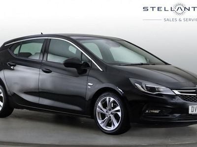Used Vauxhall Astra SRi 200 HP (147 kW) 2019 Hatchback