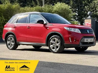 Used Suzuki Vitara SZ-T 120 HP (88 kW) 2018 Red/black SUV