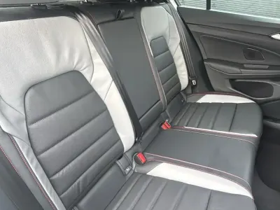 Nouă VW Golf VIII GTI 265 CP (194 kW) 2025 Alb Hatchback
