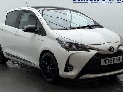 Used Toyota Yaris Hybrid Sport 101 HP (74 kW) 2019 White Hatchback
