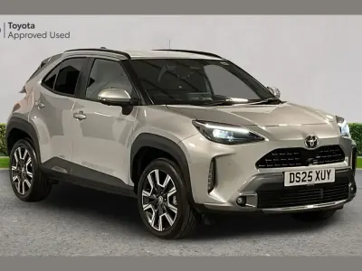 Used Toyota Yaris Cross 131 HP (96 kW) 2025 Silver SUV