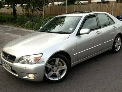 Used Lexus IS200 153 HP (112 kW) 2002 Sedan