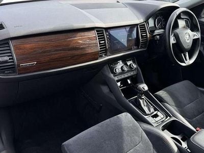 Used Skoda Kodiaq Scout 4x4 186 HP (136 kW) 2018 White  SUV