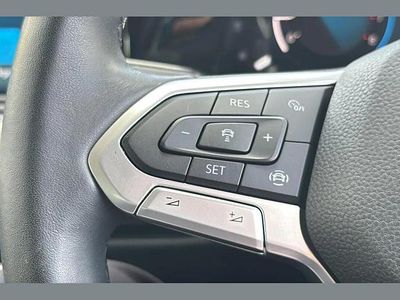 Used VW Golf VIII Life 147 HP (108 kW) 2022 Black Hatchback