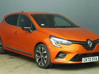 Used Renault Clio Techno 145 HP (106 kW) 2022 Orange Hatchback