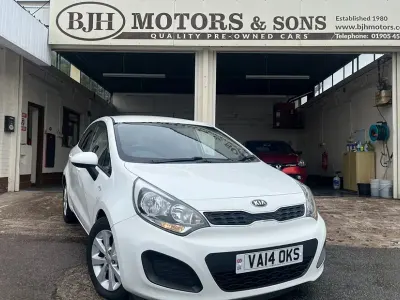 Used Kia Rio 2014 Hatchback