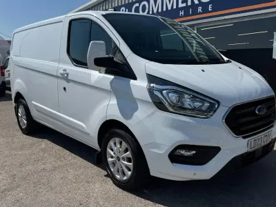 Used Ford Transit Custom Limited 130 HP (95 kW) 2023 White Van