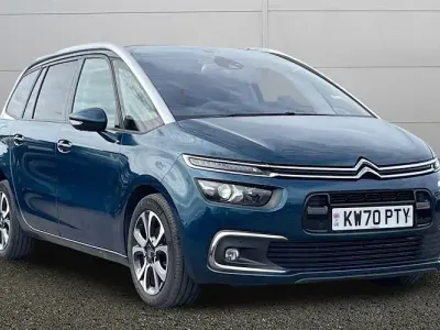 Usado Citroën C4 SpaceTourer Flair 131 HP (96 kW) 2020 Monovolume