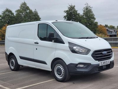 White Used 2019 Ford Transit Custom Van | £6,895 (Super price)