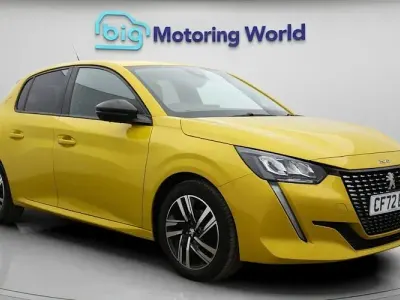 Gebraucht Peugeot 208 Active+ 75 PS (55 kW) 2023 Gelb Kleinwagen