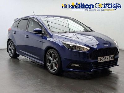 Used Ford Focus ST 185 HP (136 kW) 2017 Blue Hatchback