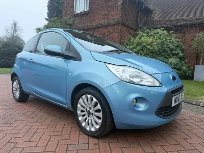 Käytetty Ford Ka Zetec 75 HP (55 kW) 2010 Sininen Viistoperä
