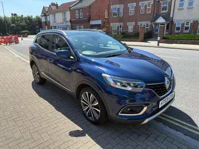 Used Renault Kadjar Version S 140 HP (102 kW) 2019 Blue SUV