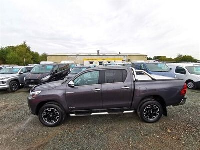 used Toyota HiLux 2.4 INVINCIBLE X 4WD D 4D DCB 0d 148 BHP