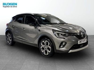 Grey/black Used 2022 Renault Captur Version S SUV | £12,900 (Fair price)