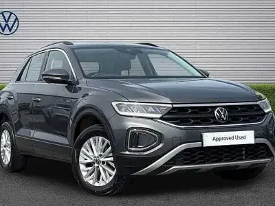Usado VW T-Roc Life 150 HP (110 kW) 2023 Cinzento SUV