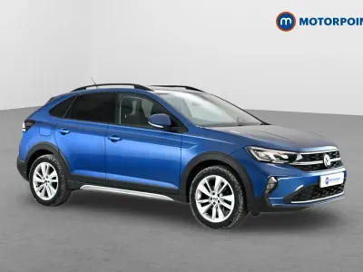Begagnad VW Taigo Match 2024 Blå SUV