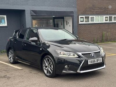 Lexus CT200h