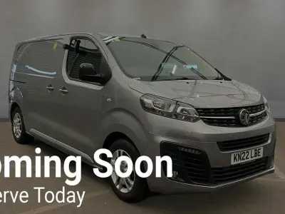 Używany Vauxhall Vivaro Sportive 120 KM (88 kW) 2022 Szary Minivan